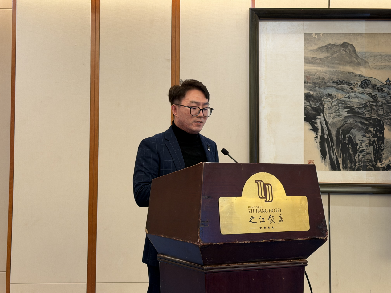 1765159243490057557.png 1765159156109070104.png